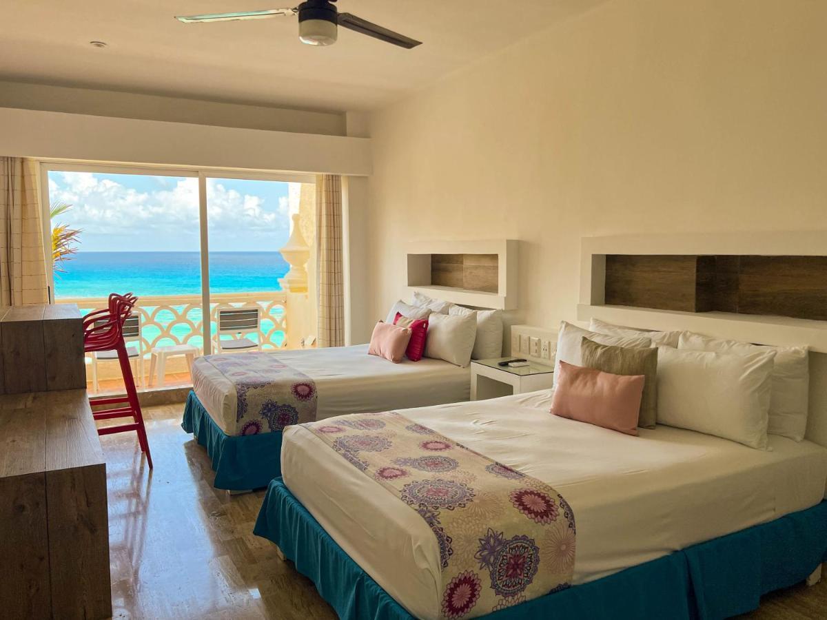 Beachside Apartments Cancún Buitenkant foto