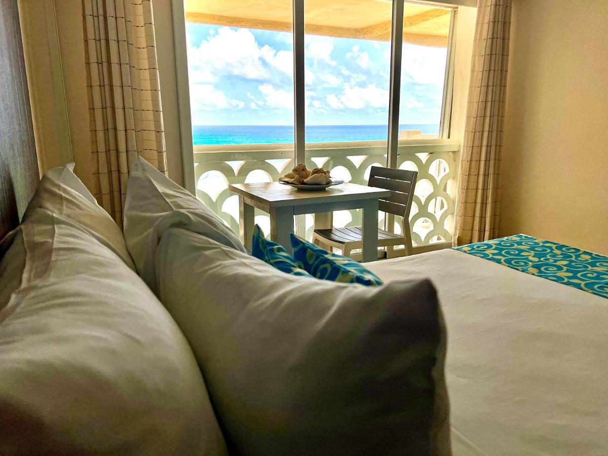 Beachside Apartments Cancún Buitenkant foto