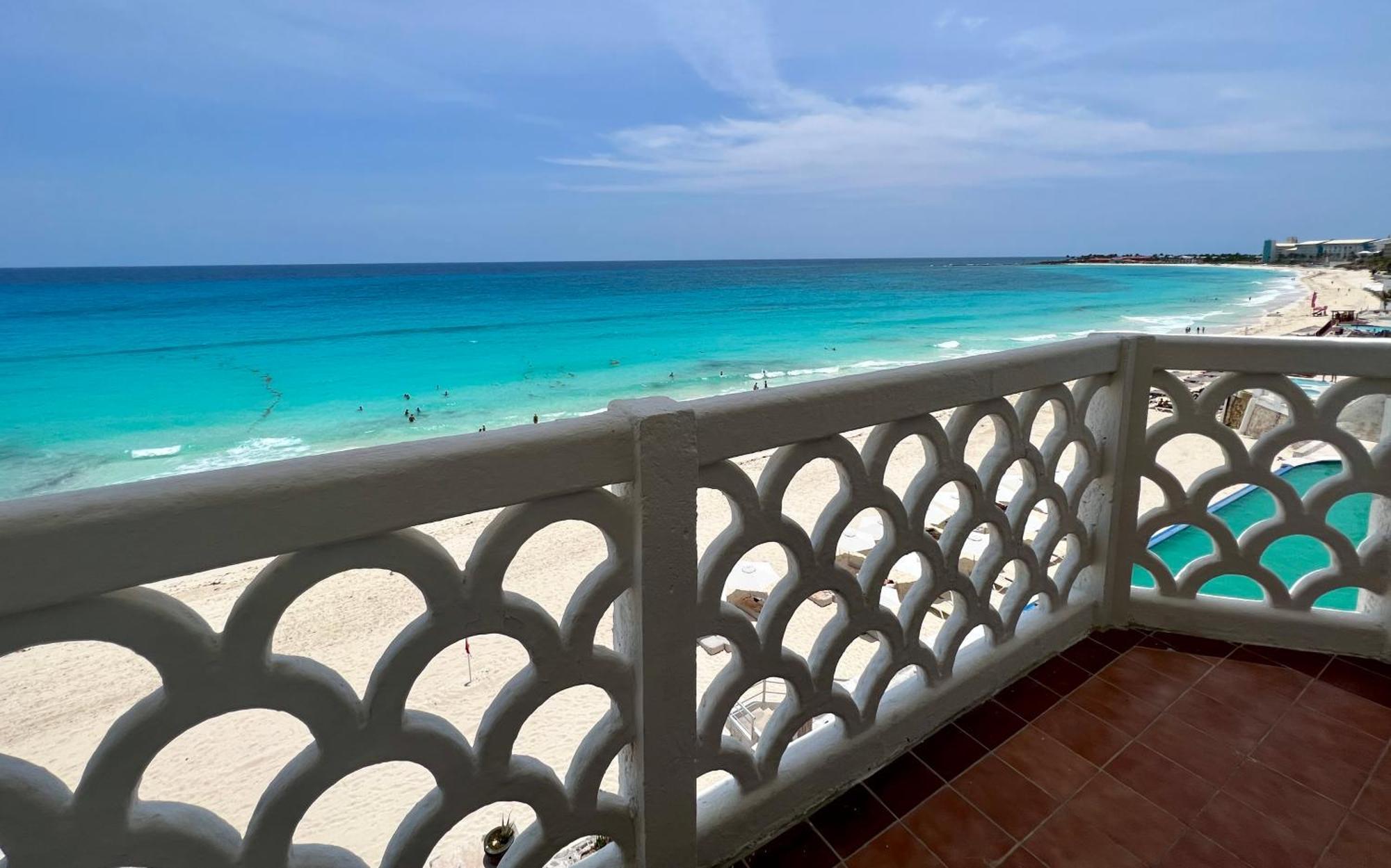 Beachside Apartments Cancún Buitenkant foto