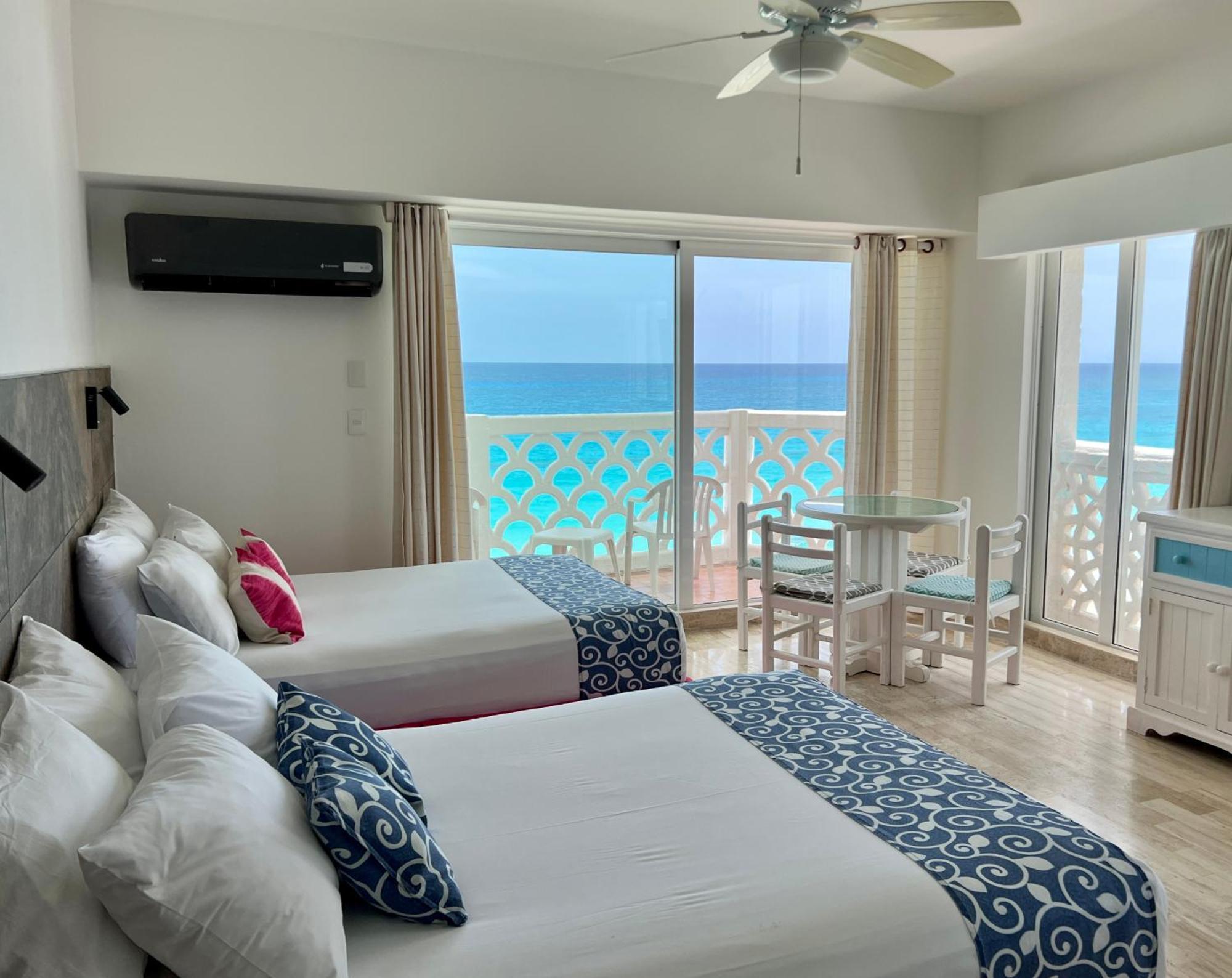 Beachside Apartments Cancún Buitenkant foto