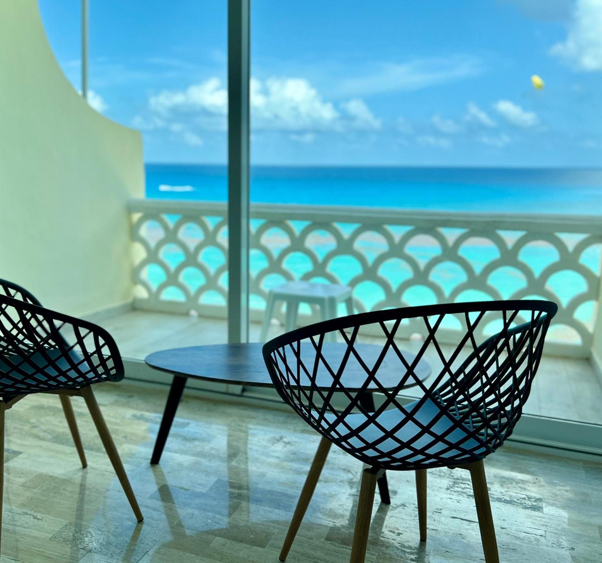 Beachside Apartments Cancún Buitenkant foto