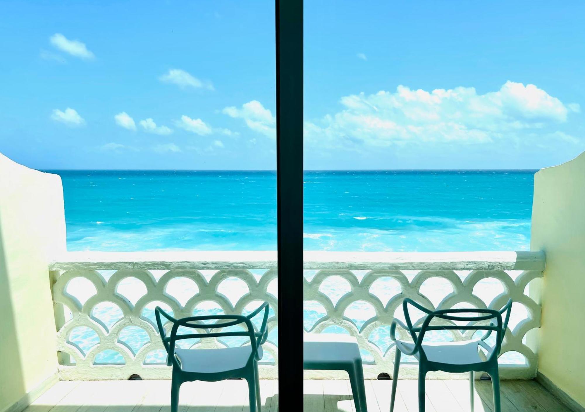 Beachside Apartments Cancún Buitenkant foto
