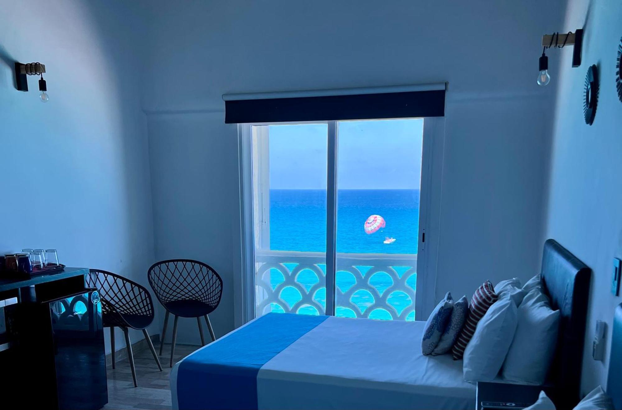 Beachside Apartments Cancún Buitenkant foto